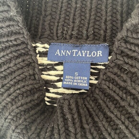 Ann Taylor Sweater Womens Small Black White Fair Isle Mock Neck - Picture 6 of 7